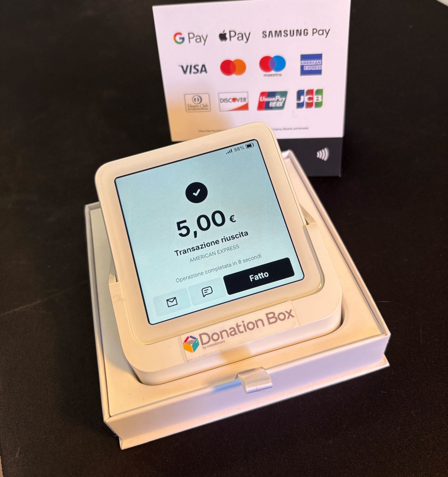SOLO: l'unico POS portatile e stand-alone che raccoglie dati e donazioni