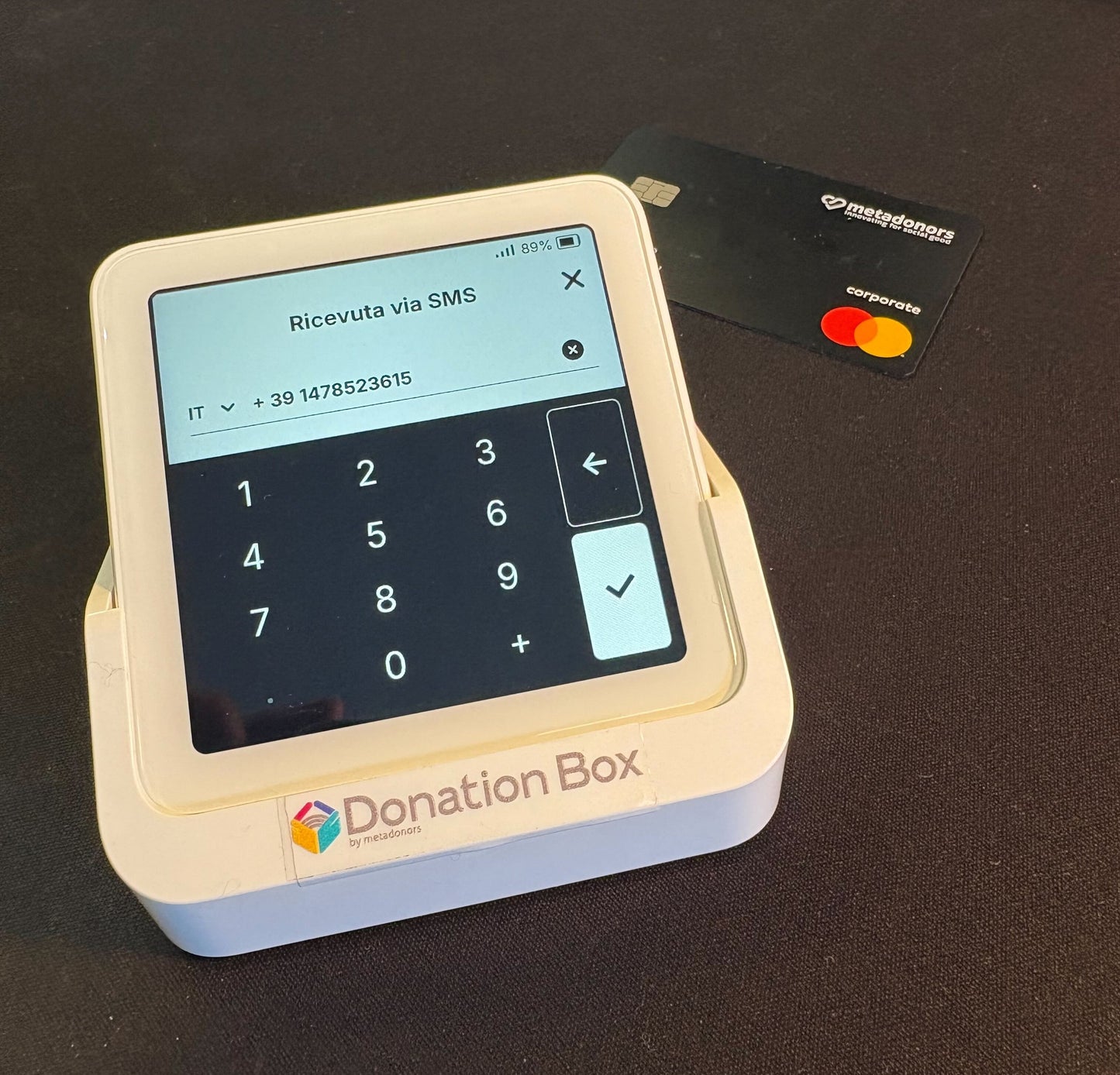 SOLO: l'unico POS portatile e stand-alone che raccoglie dati e donazioni
